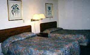 Westwoods Inn & Suites Woodhaven Luaran gambar